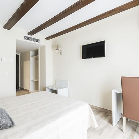 Hotel Atiana Albarracín Exteriör bild