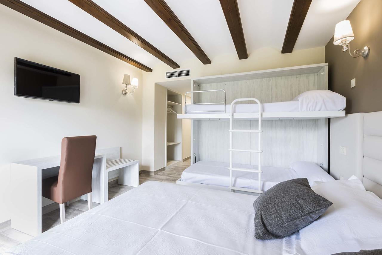 Hotel Atiana Albarracín Exteriör bild